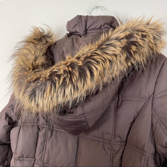 Weatherproof brown long puffer jacket with hood - Picture 12 of 12
